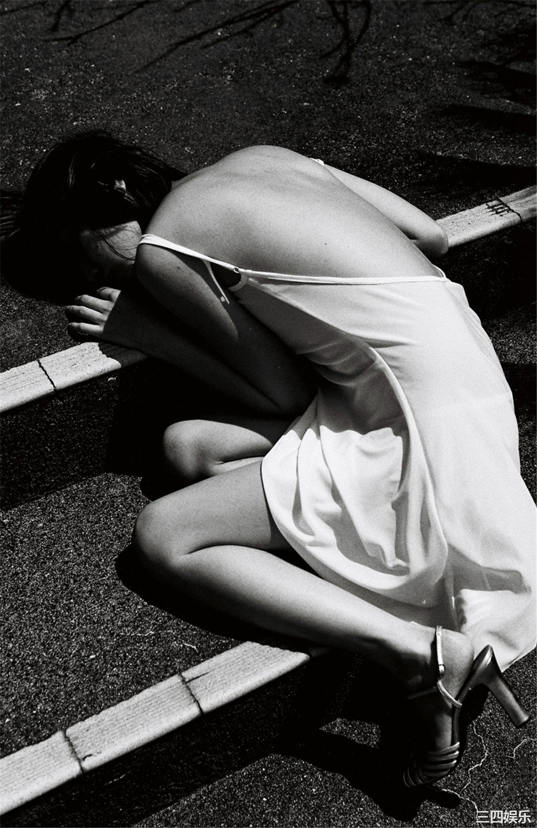 安达佑实写真集《[WPB-net] No.161 Yumi Adachi 安達祐実「Chapter」》高清全本