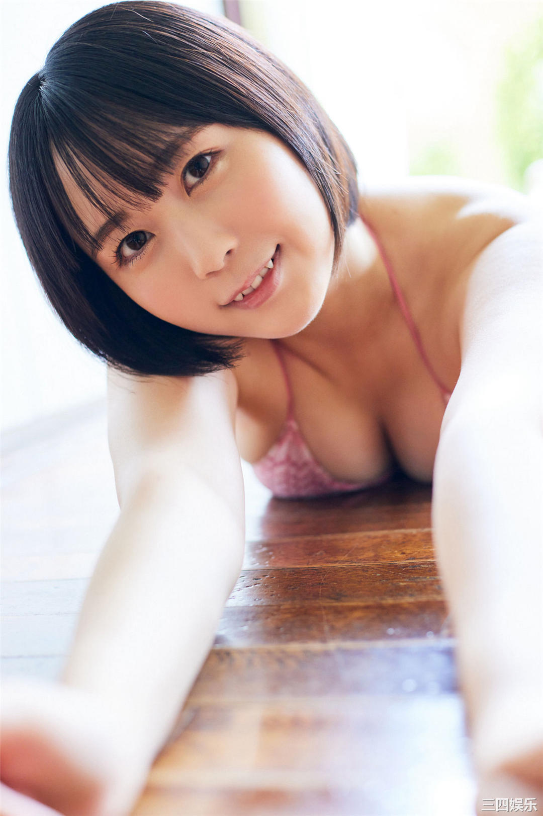 夜道雪写真集《人気声優のマシュマロボディ》高清全本