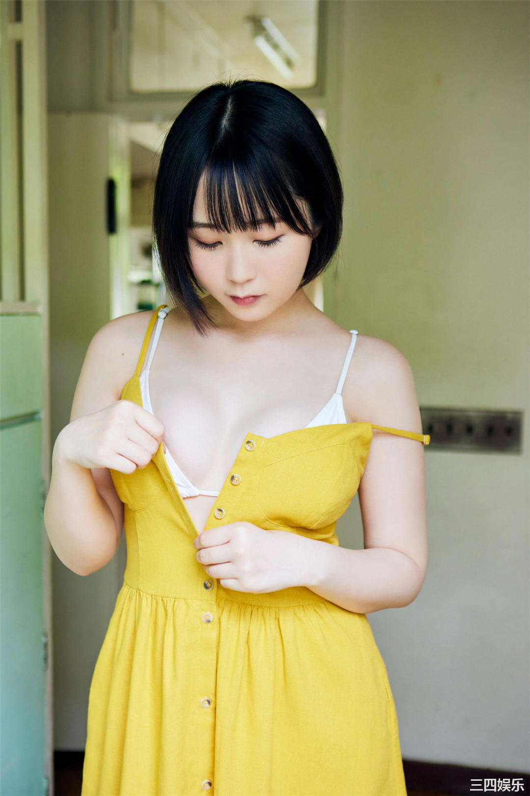 夜道雪写真集《人気声優のマシュマロボディ》高清全本