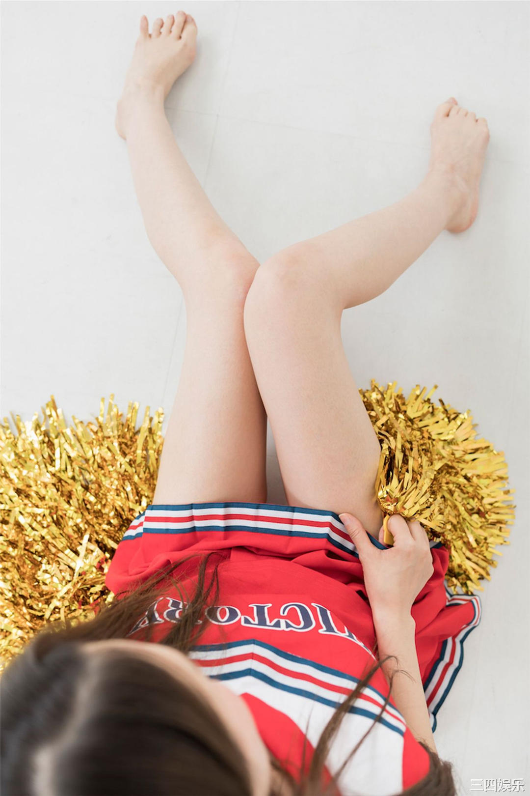 冈户雅树摄影作品《ふとももデルタ》高清全本