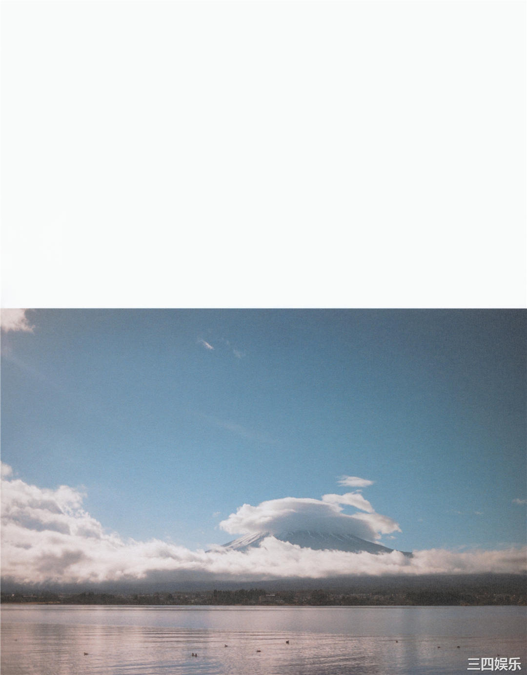 秋元真夏写真集《振り返れば、乃木坂》高清全本