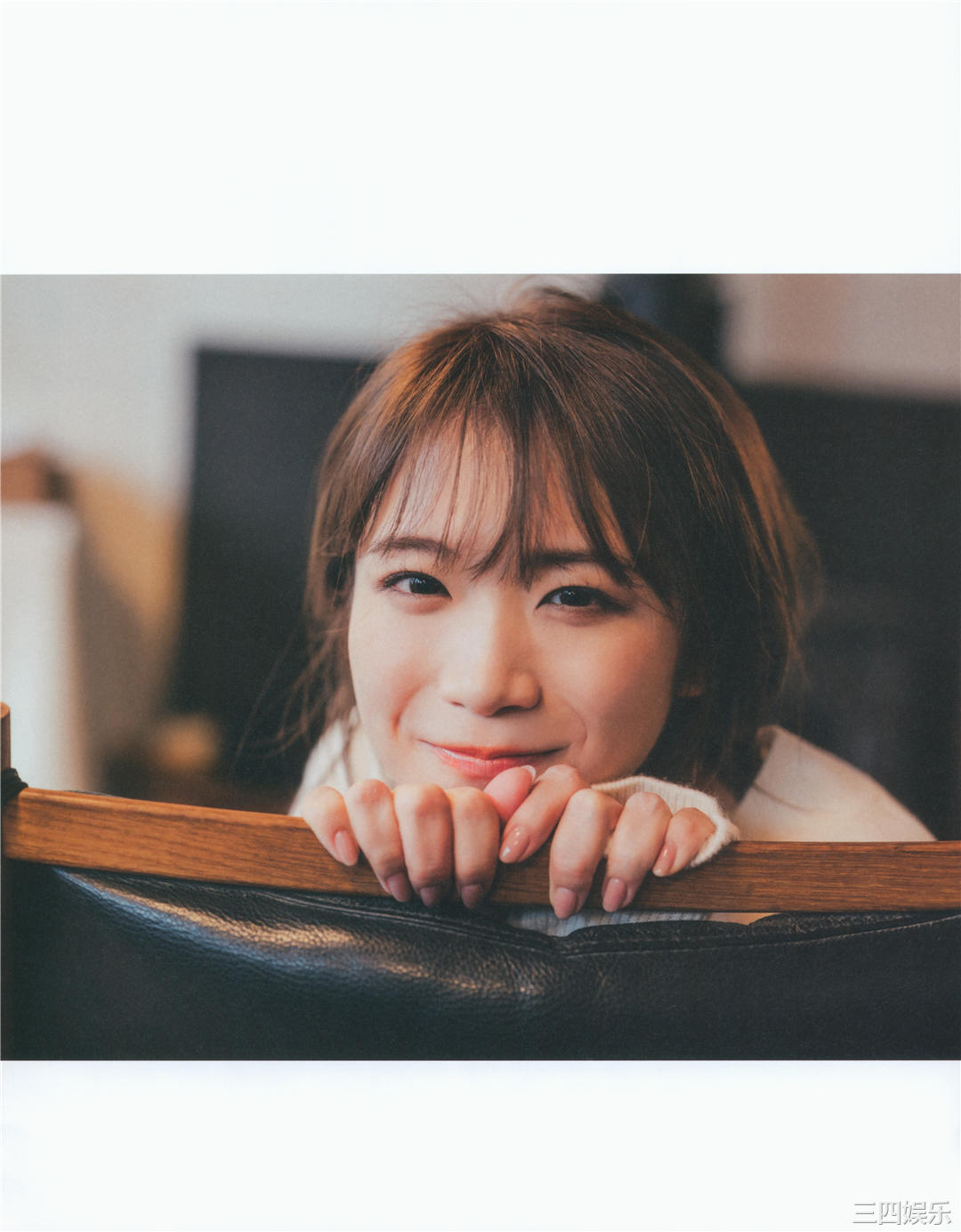 秋元真夏写真集《振り返れば、乃木坂》高清全本