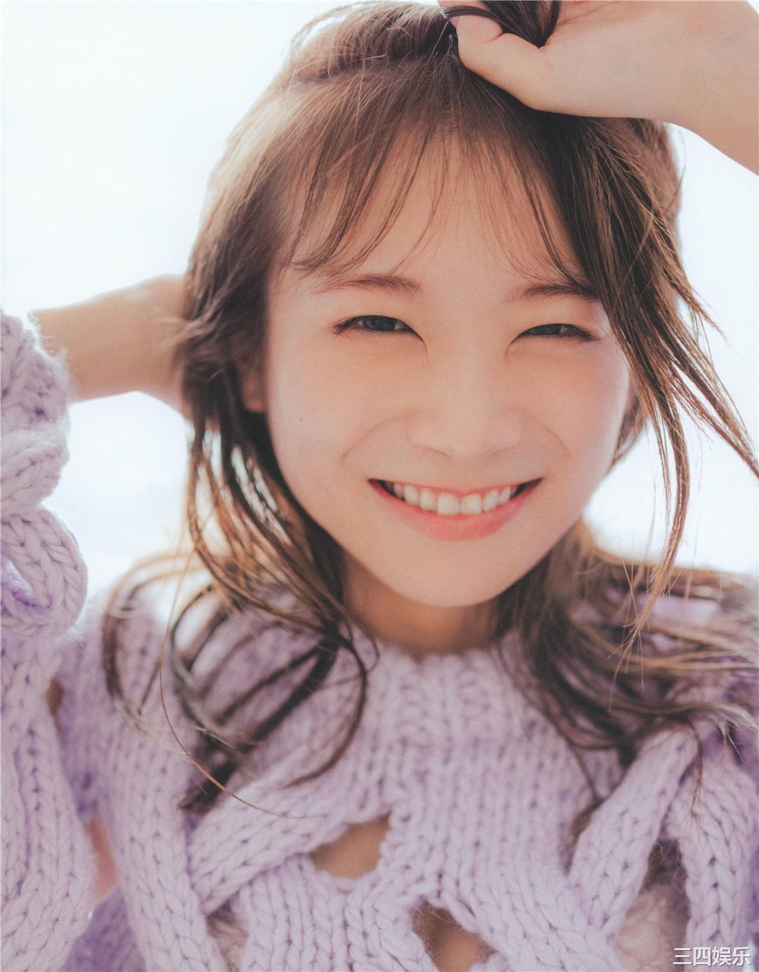 秋元真夏写真集《振り返れば、乃木坂》高清全本