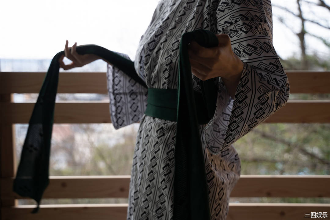 KENKEN写真集《湯けむりけんけん一泊二日》高清全本