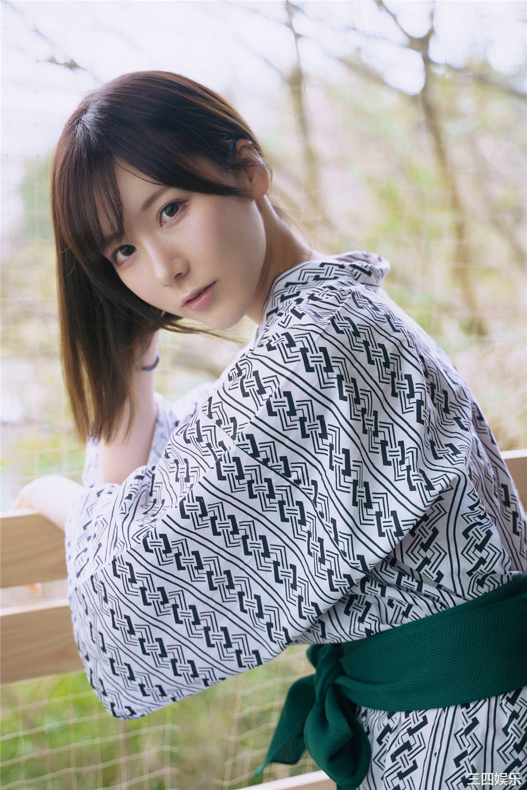 KENKEN写真集《湯けむりけんけん一泊二日》高清全本