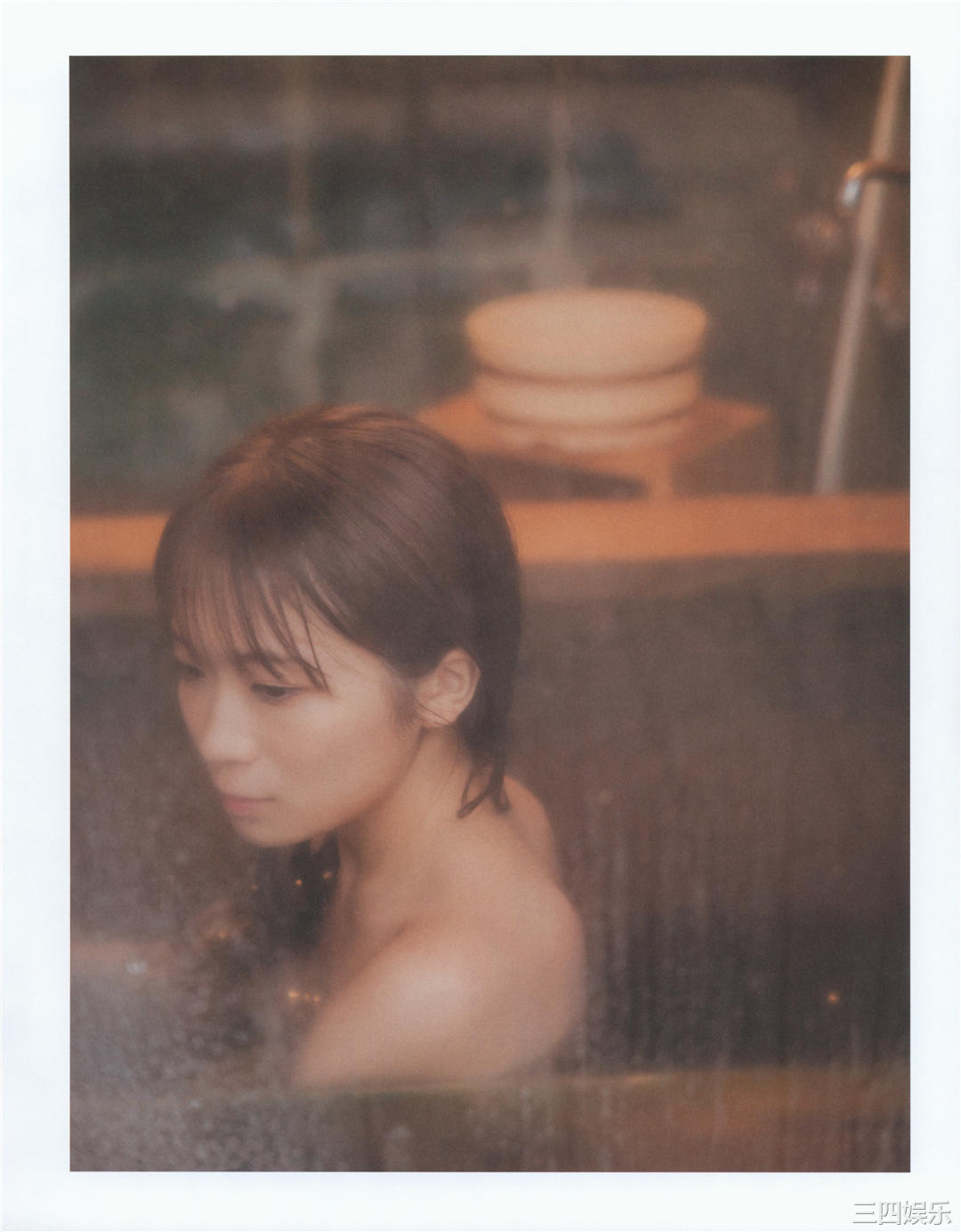 秋元真夏写真集《振り返れば、乃木坂》高清全本