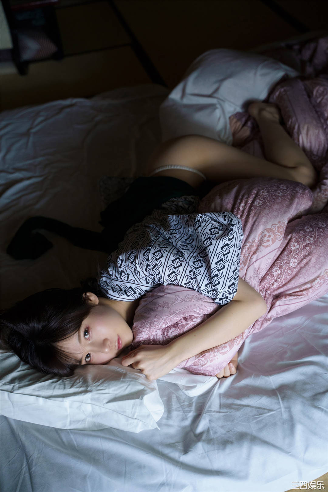 KENKEN写真集《湯けむりけんけん一泊二日》高清全本