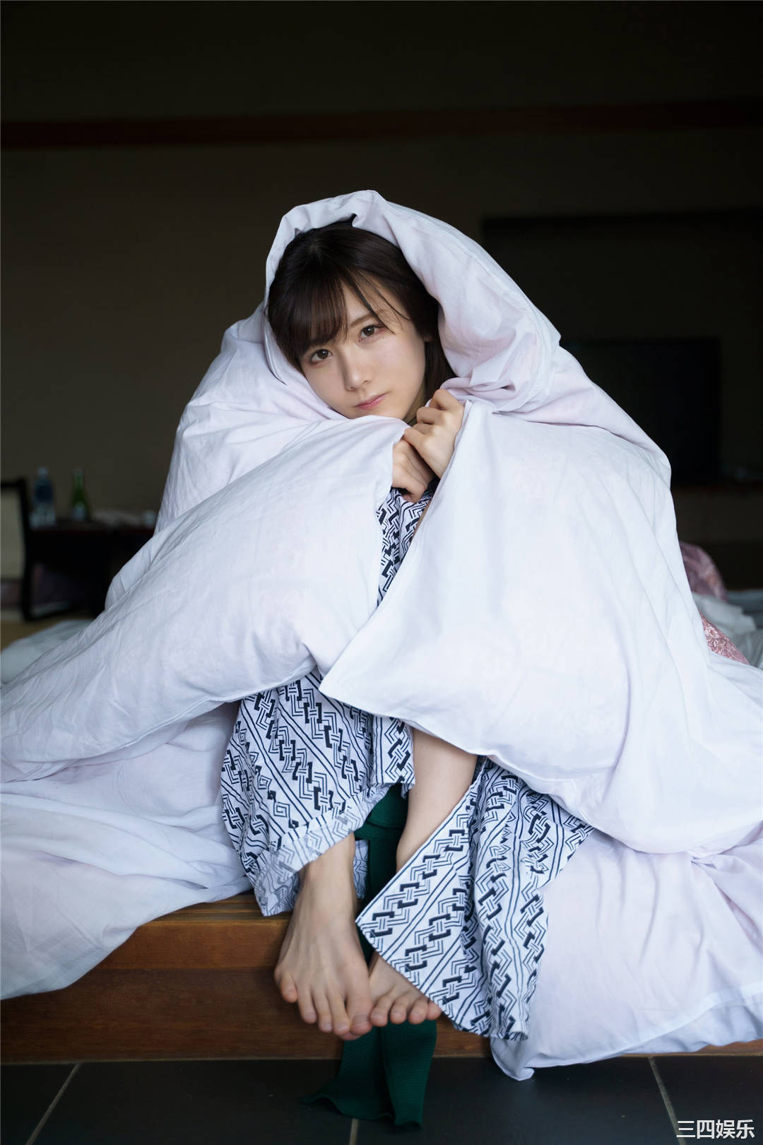 KENKEN写真集《湯けむりけんけん一泊二日》高清全本