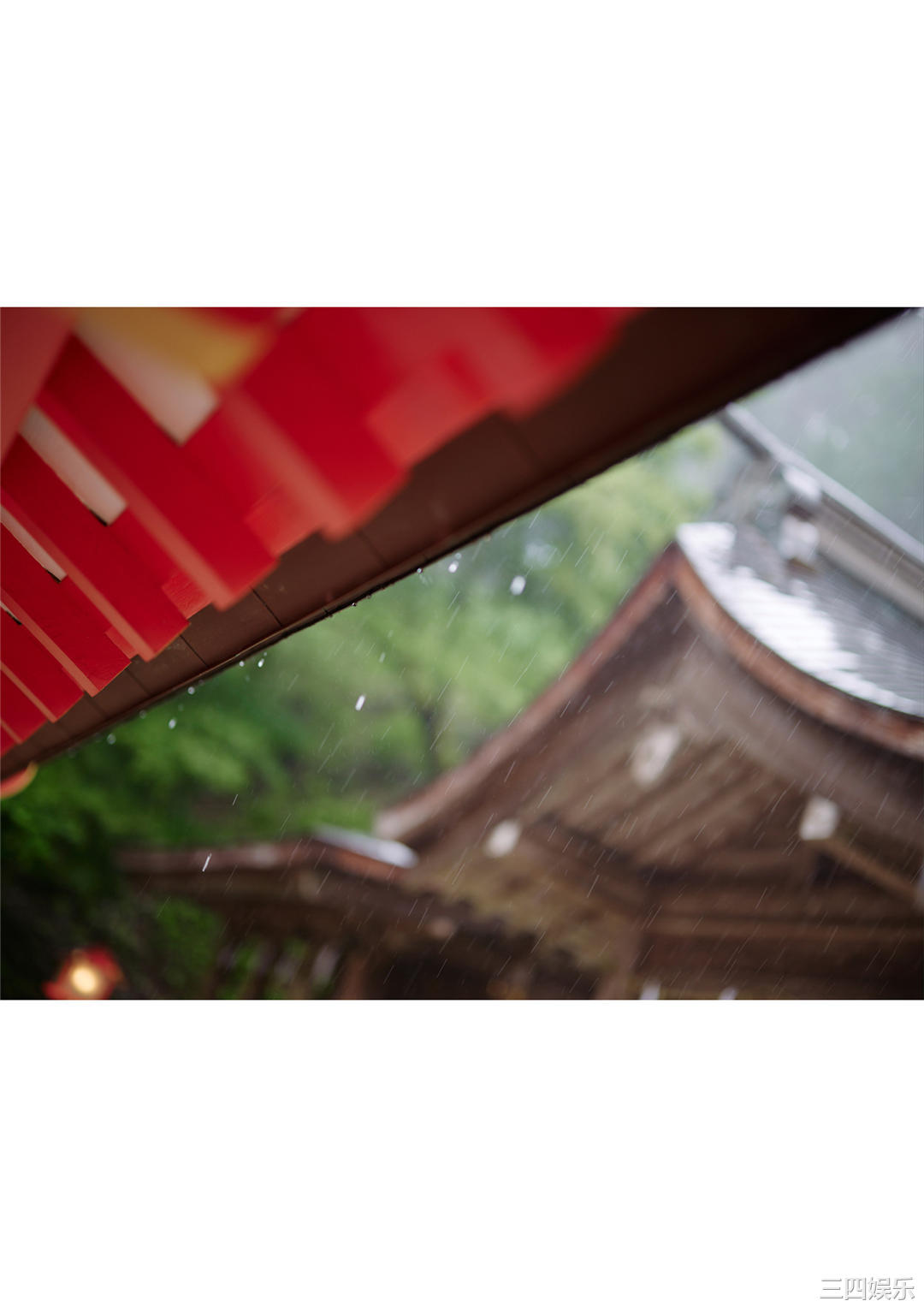 高田里穗写真集《完成された未完成》高清全本