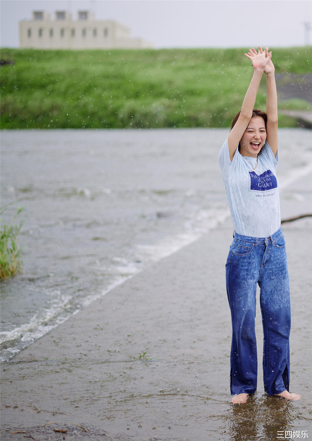 高田里穗写真集《完成された未完成》高清全本