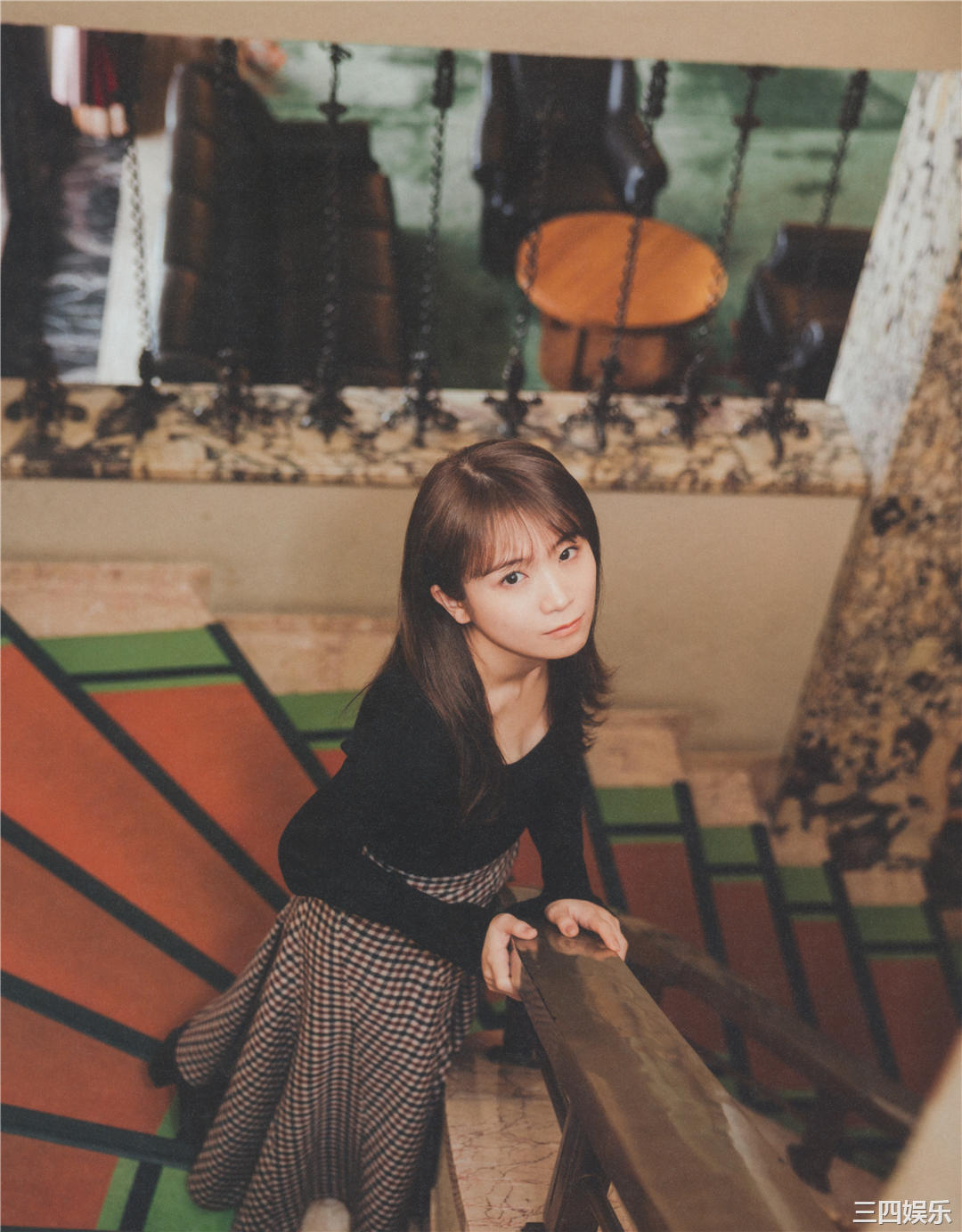 秋元真夏写真集《振り返れば、乃木坂》高清全本