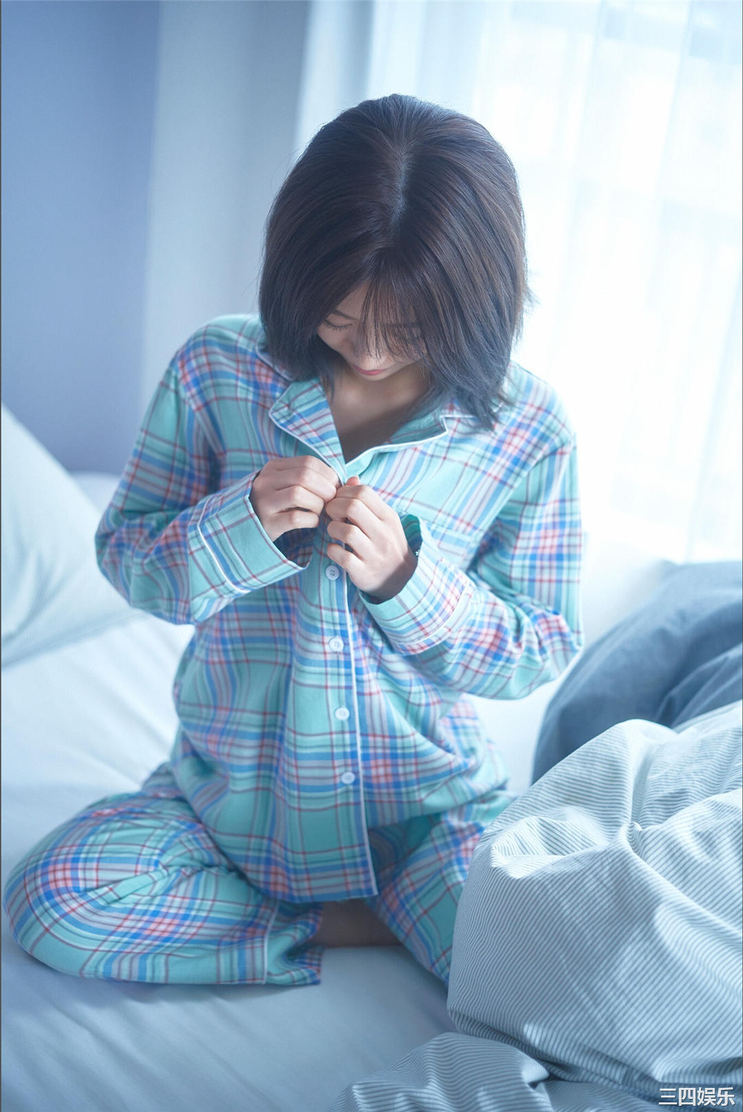 筱崎彩奈写真集《その日のあやなん》高清全本