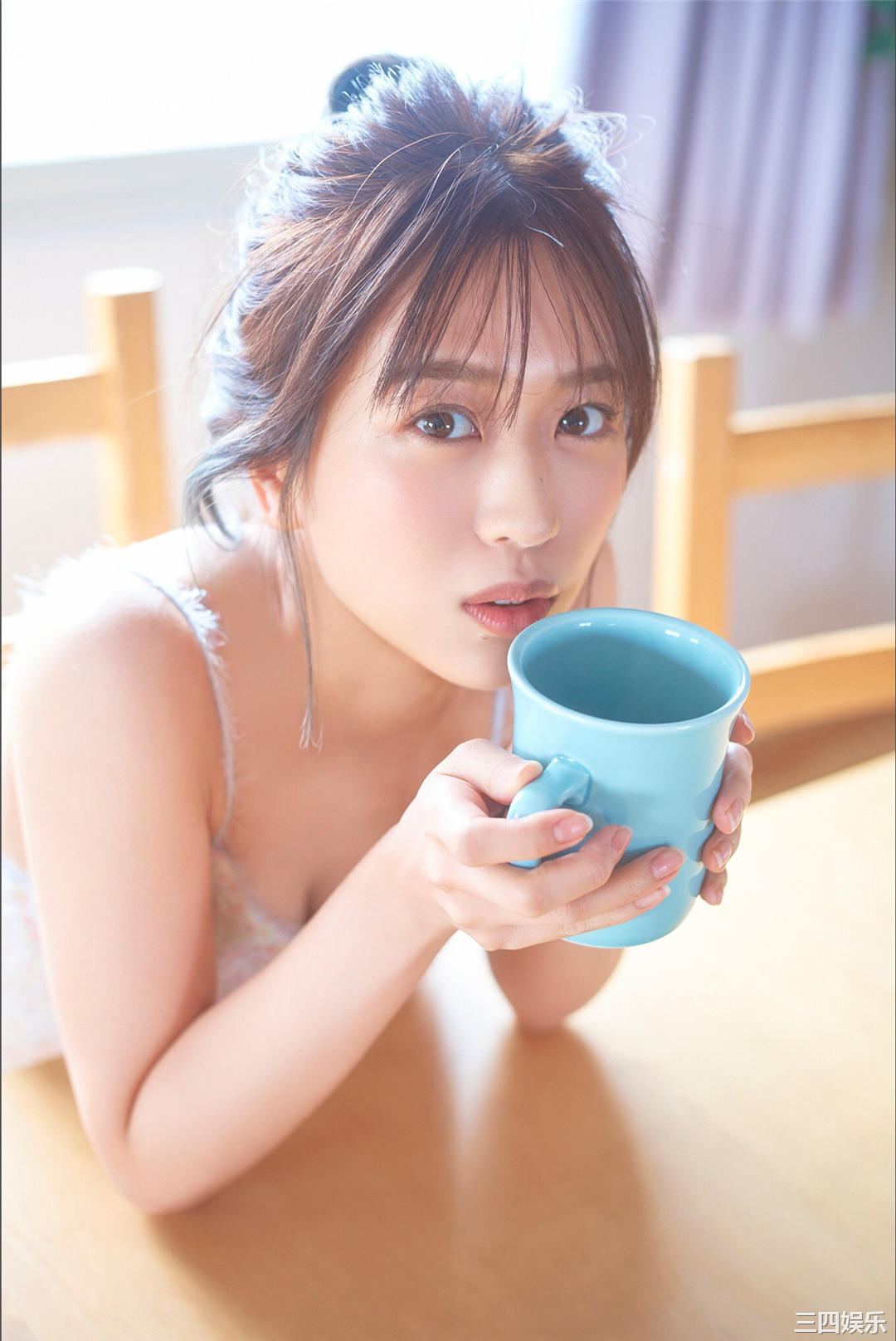 筱崎彩奈写真集《その日のあやなん》高清全本