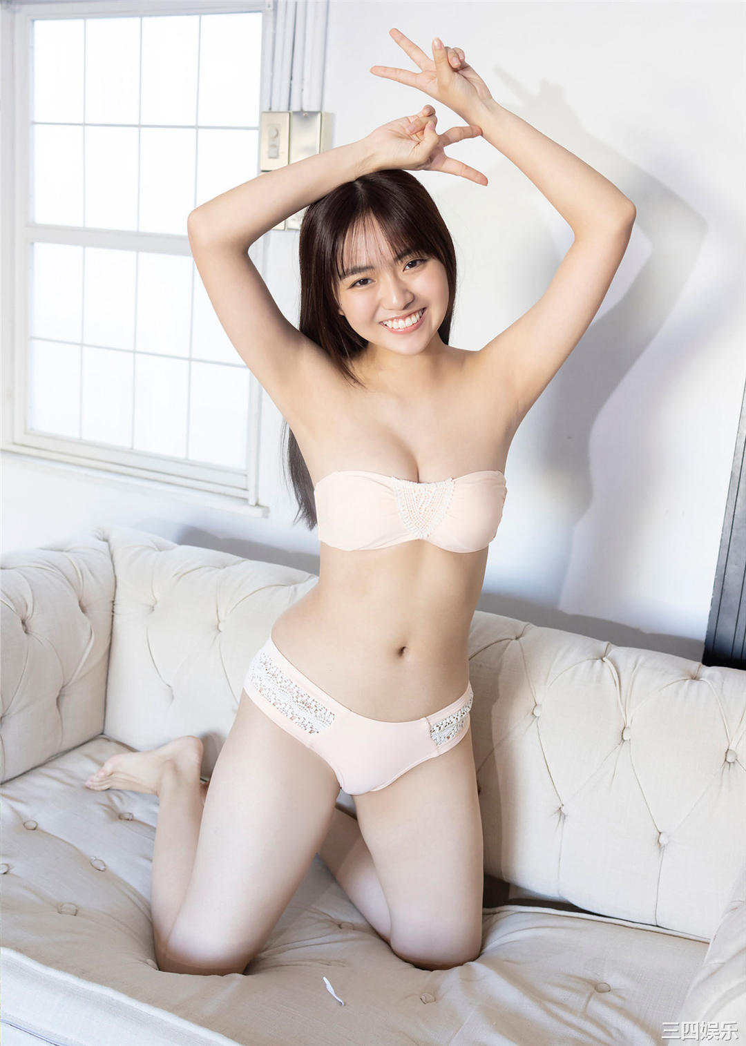 丰田露娜写真集《朝の月、真昼の月》高清全本