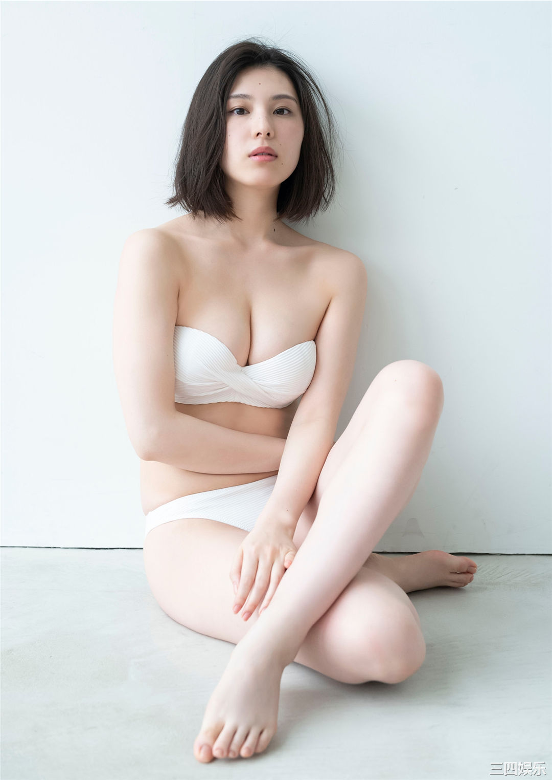 相乐伊织写真集《Marguerite》高清全本