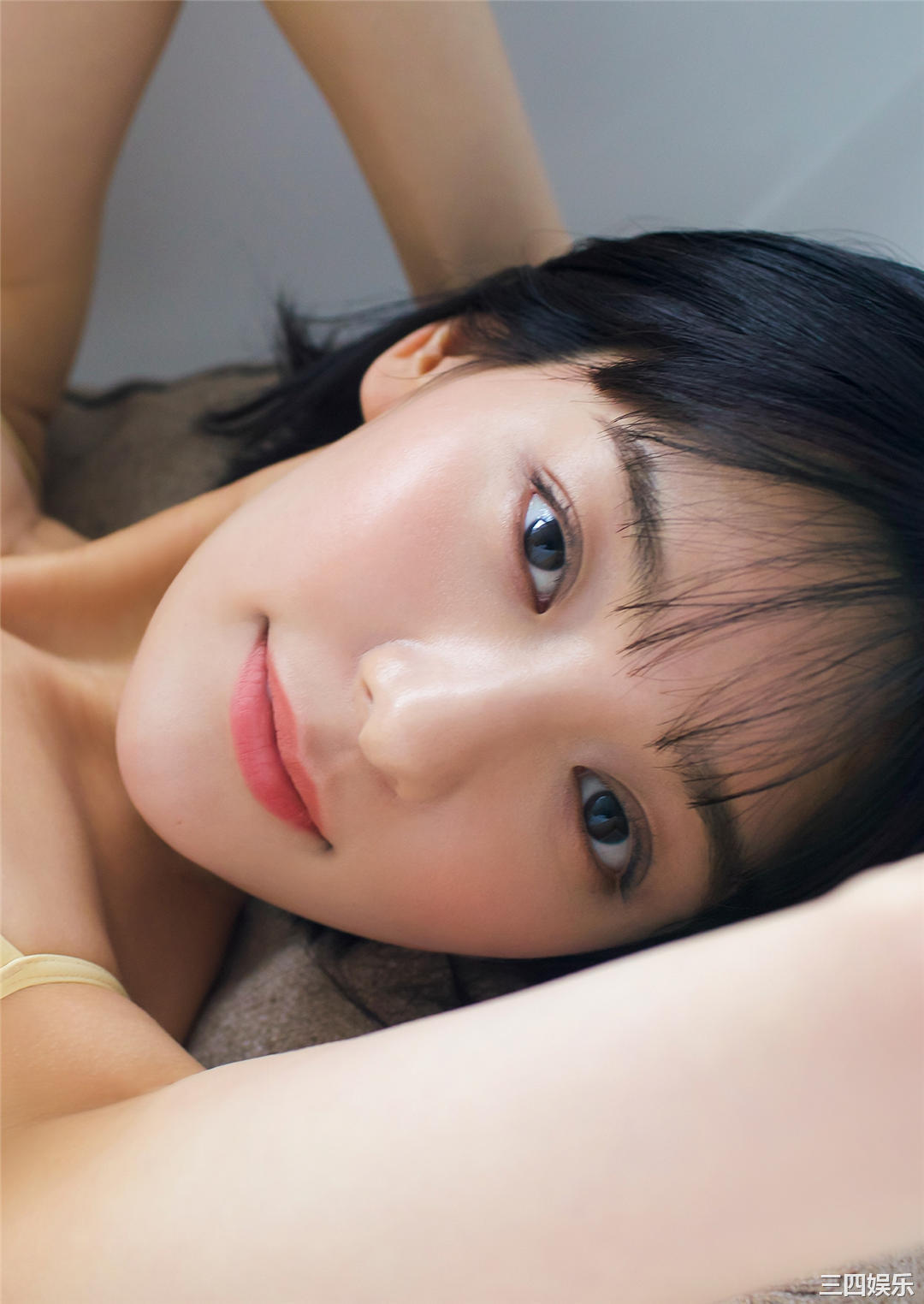 新田桃子写真集《new age》高清全本