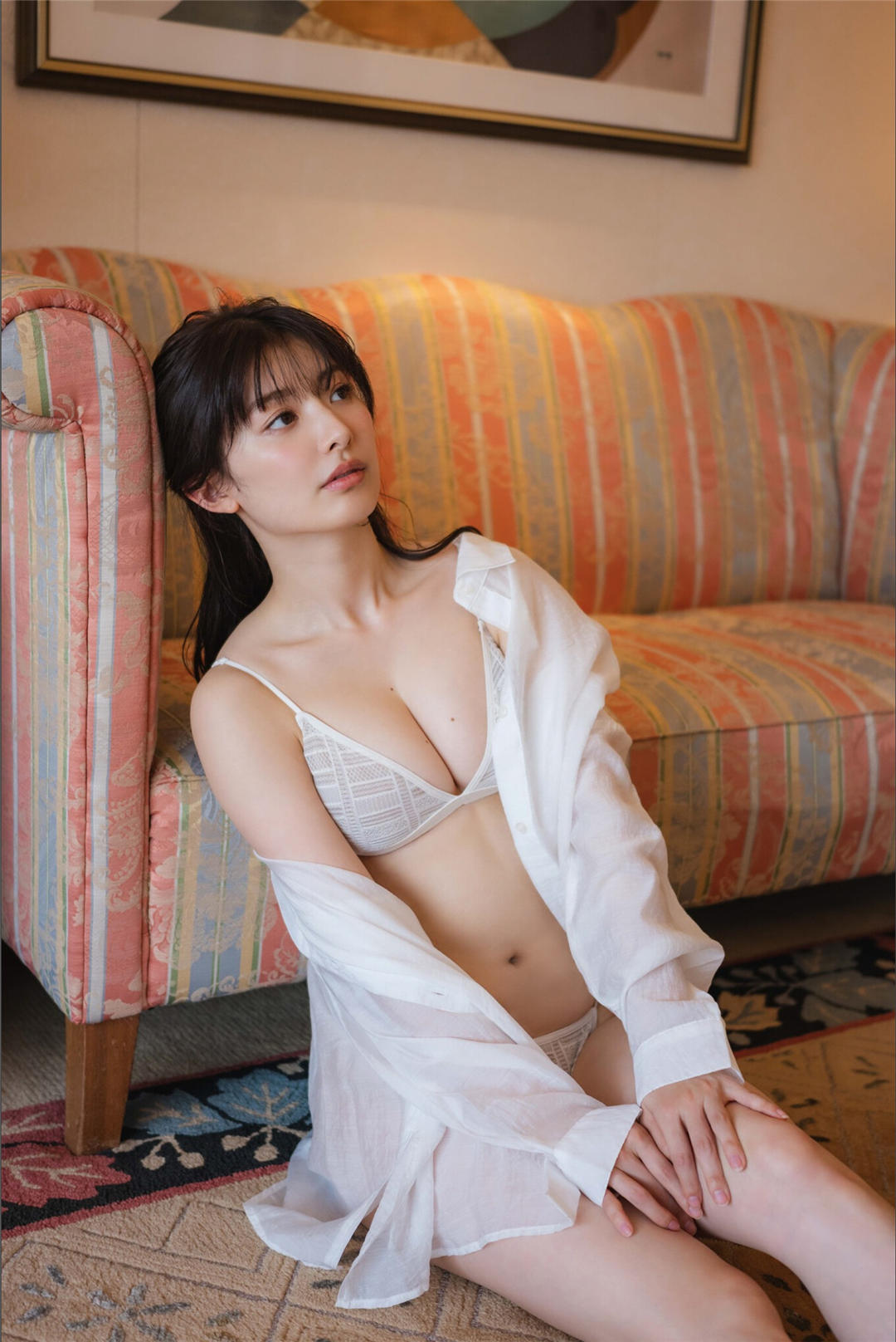 武藤十梦写真集《誘惑する才女》高清全本