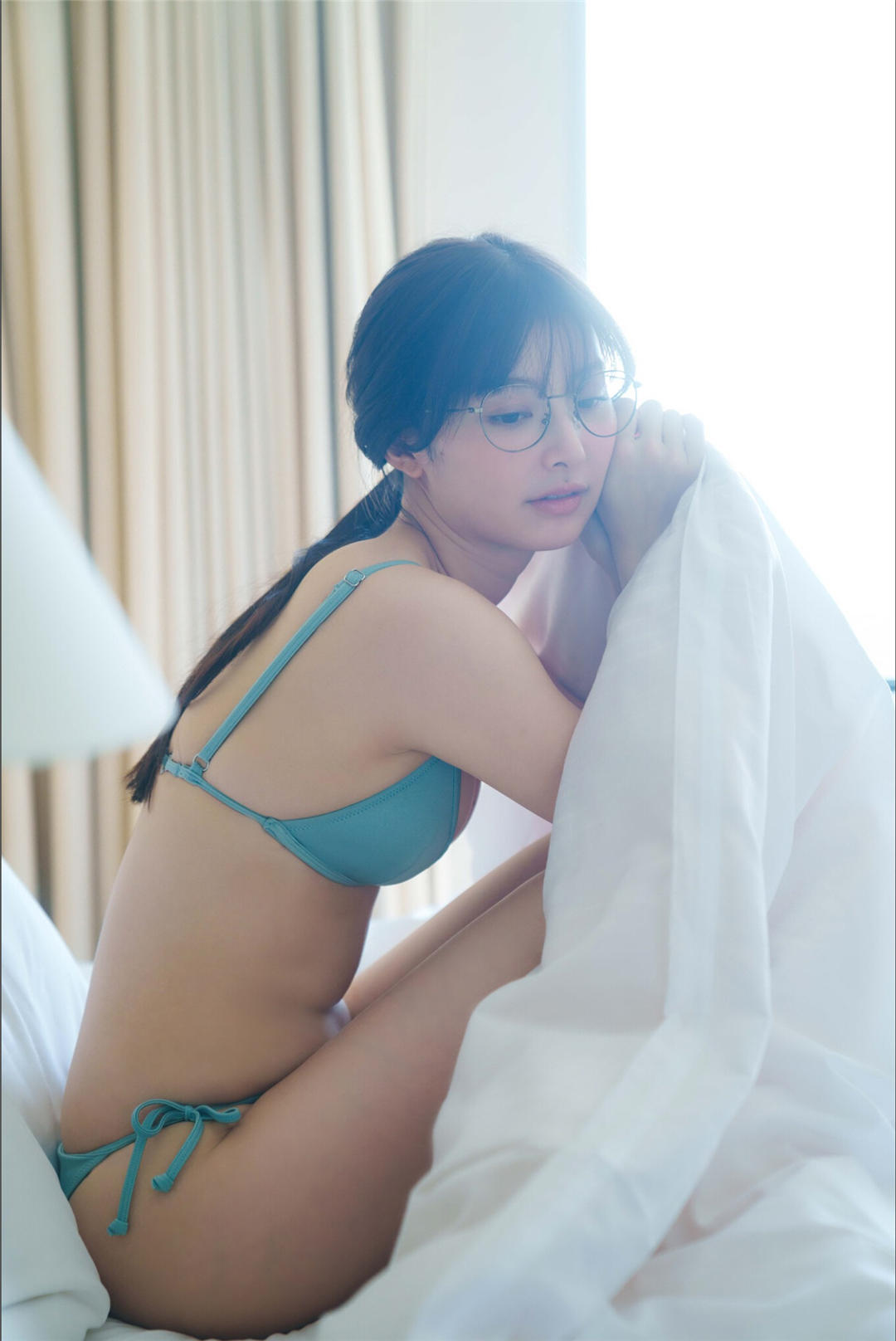 武藤十梦写真集《誘惑する才女》高清全本