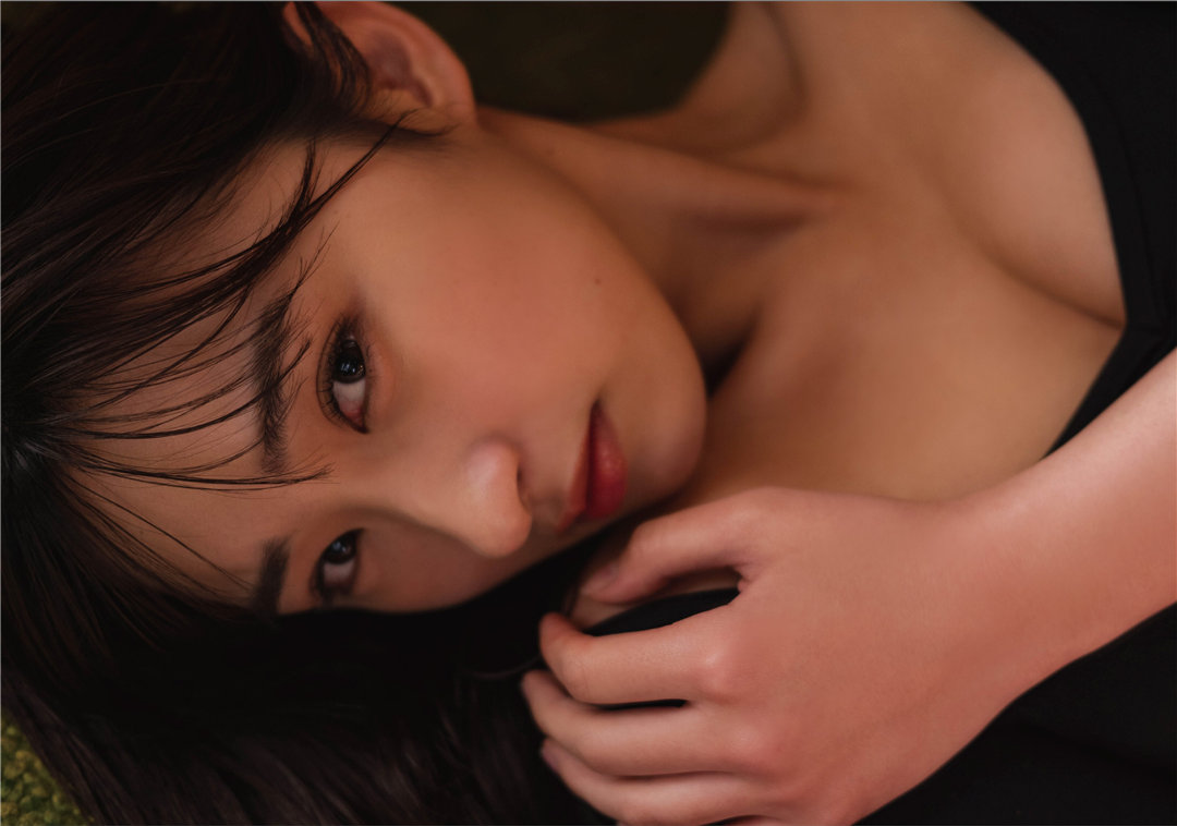 松本日向写真集《陽のあたる場所》高清全本