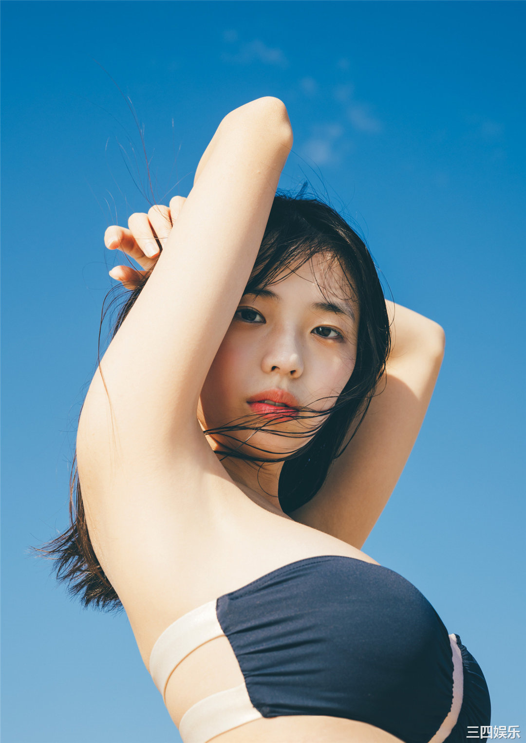 菊地姬奈写真集《moment》高清全本