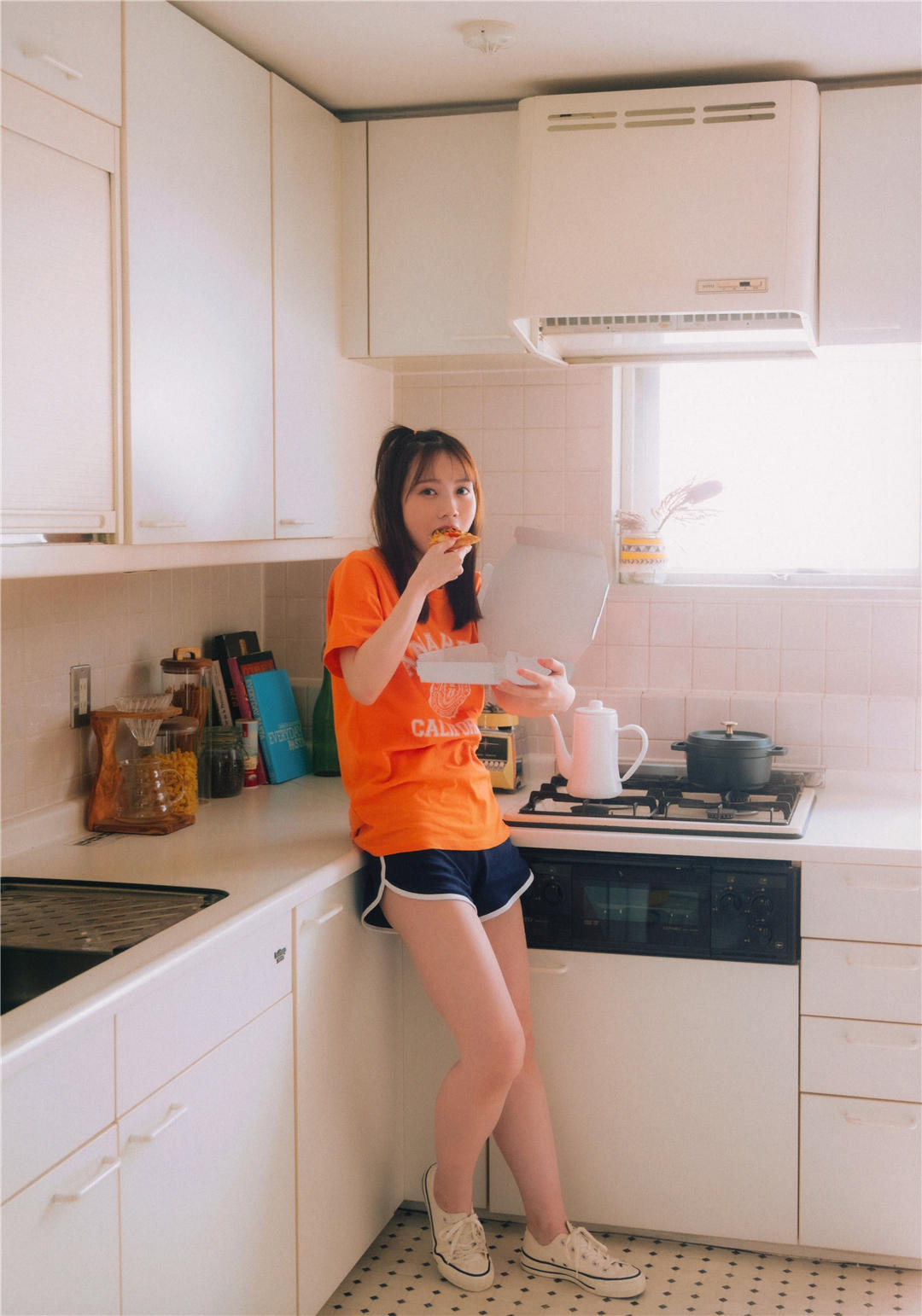 田村真佑1ST写真集《恋に落ちた瞬間》高清全本