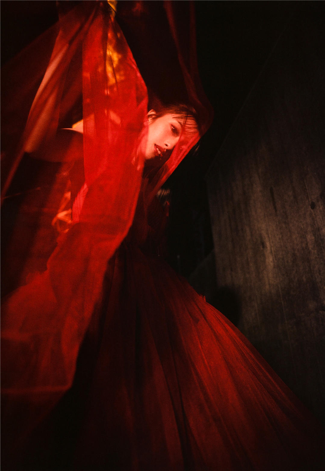 向井地美音1ST写真集《胸騒ぎの正体》高清全本