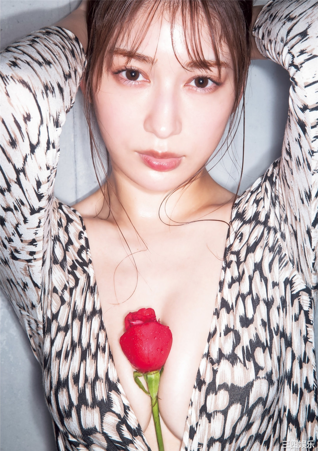 雪平莉左1ST写真集《とろける。》高清全本