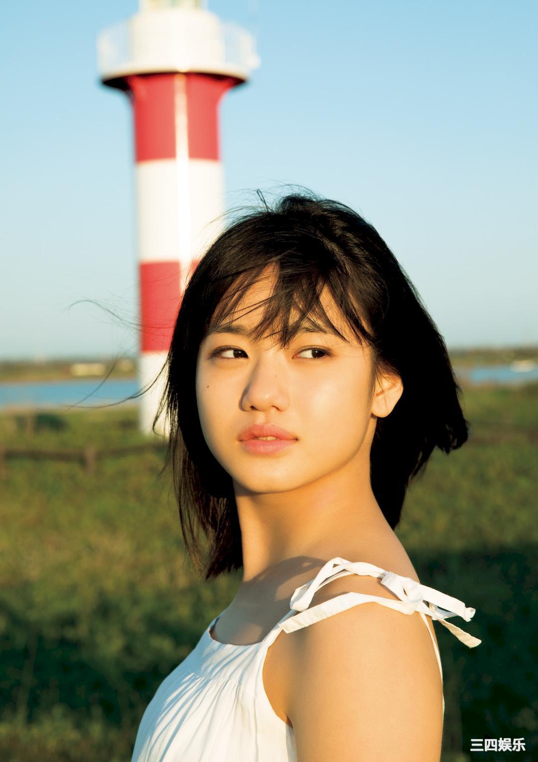 横山玲奈写真集《REINA is eighteen ～N to S～》高清全本