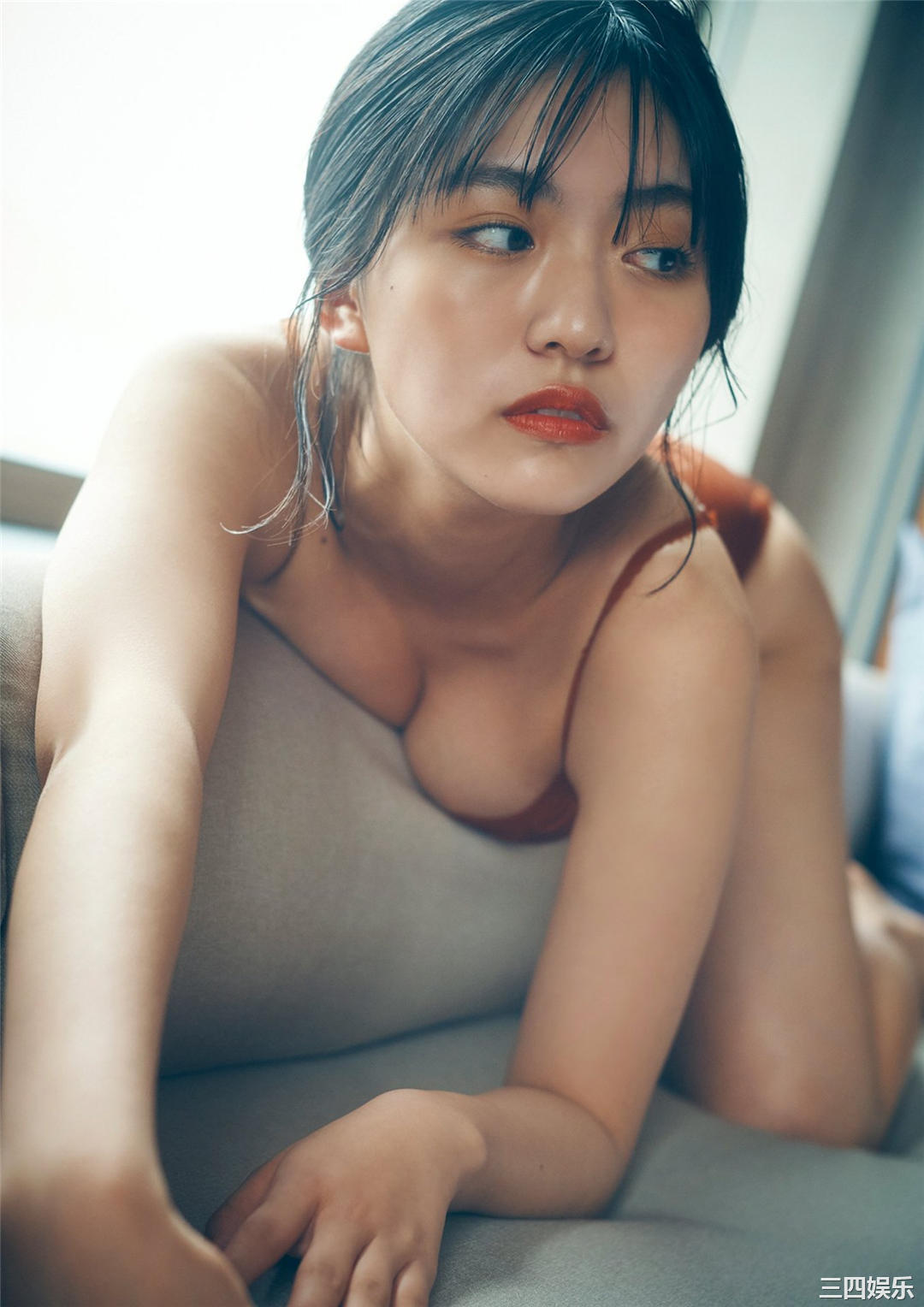 丰田露娜写真集《オトナの子。》高清全本