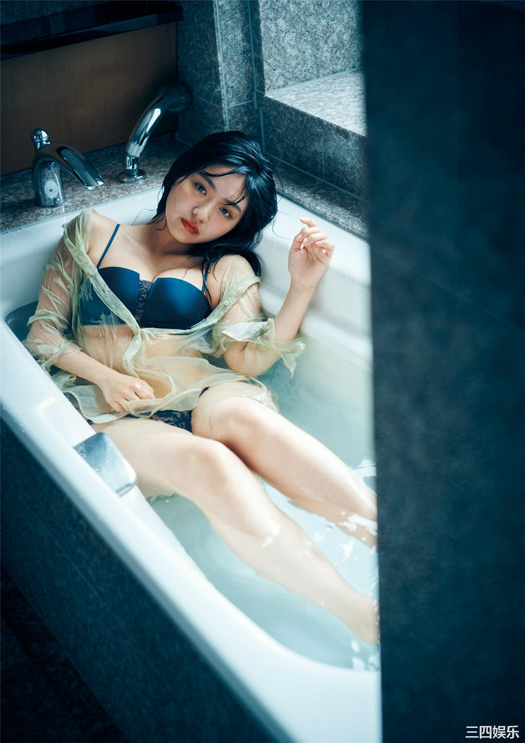 丰田露娜写真集《オトナの子。》高清全本