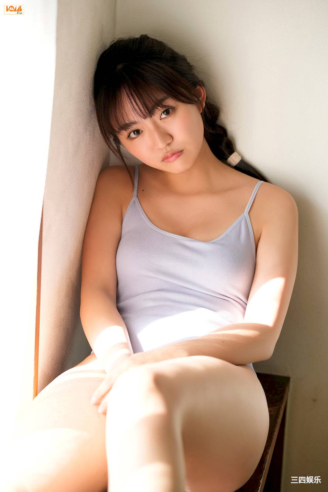 丰田露娜写真集《[BOMB.tv] 2023.03 Toyoda Runa》高清全本