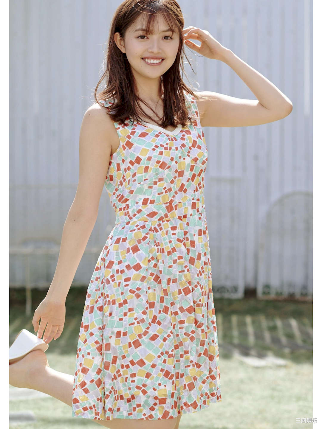 森日菜美写真集《全力全開！ニューヒロイン》高清全本