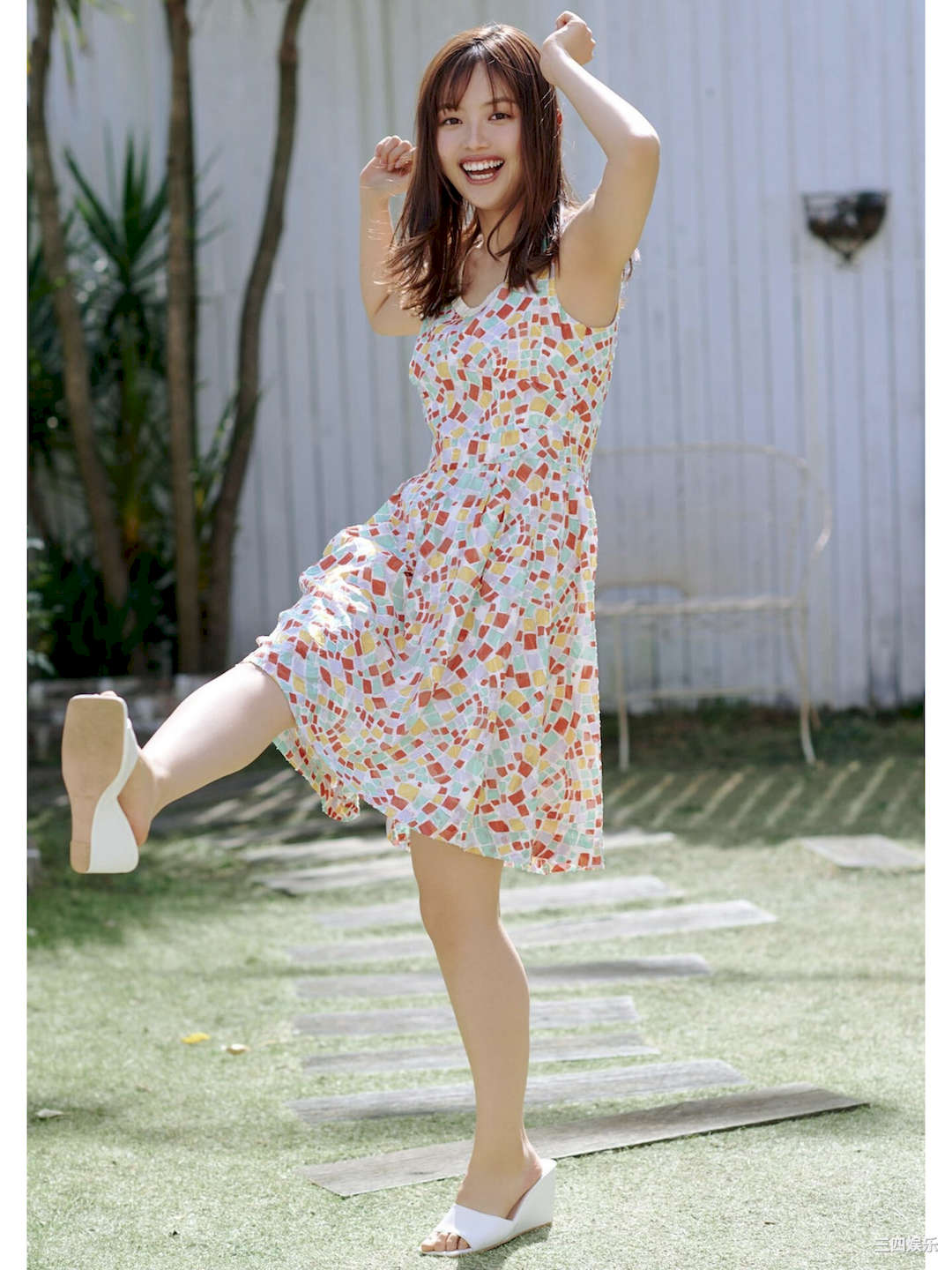 森日菜美写真集《全力全開！ニューヒロイン》高清全本