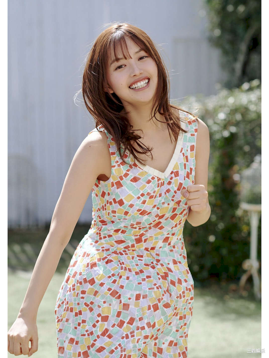 森日菜美写真集《全力全開！ニューヒロイン》高清全本