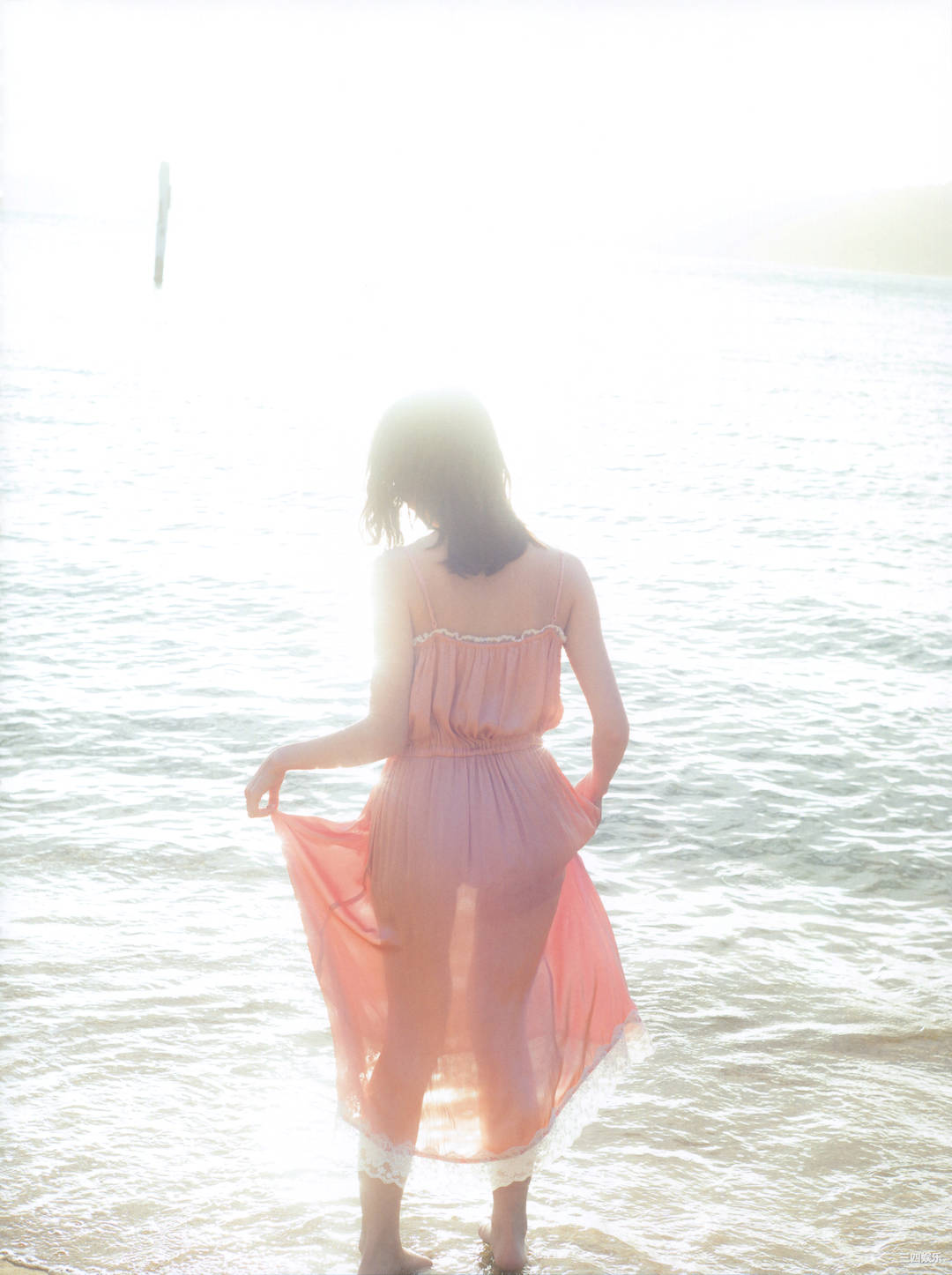 卫藤美彩写真集《話を聞こうか。》高清全本