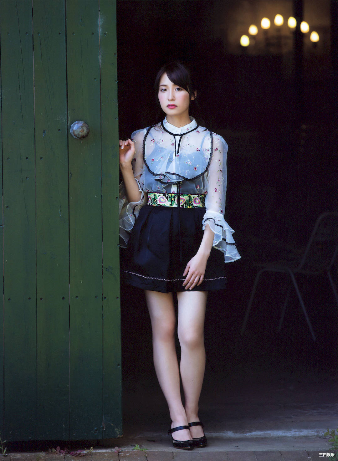 卫藤美彩写真集《話を聞こうか。》高清全本