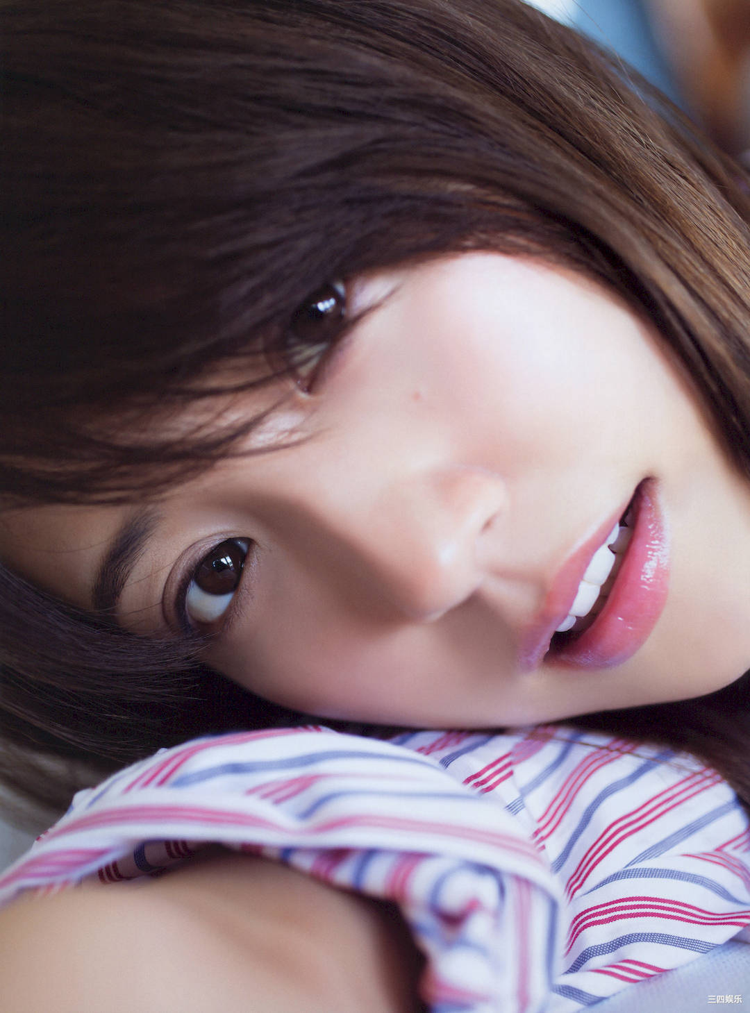 卫藤美彩写真集《話を聞こうか。》高清全本