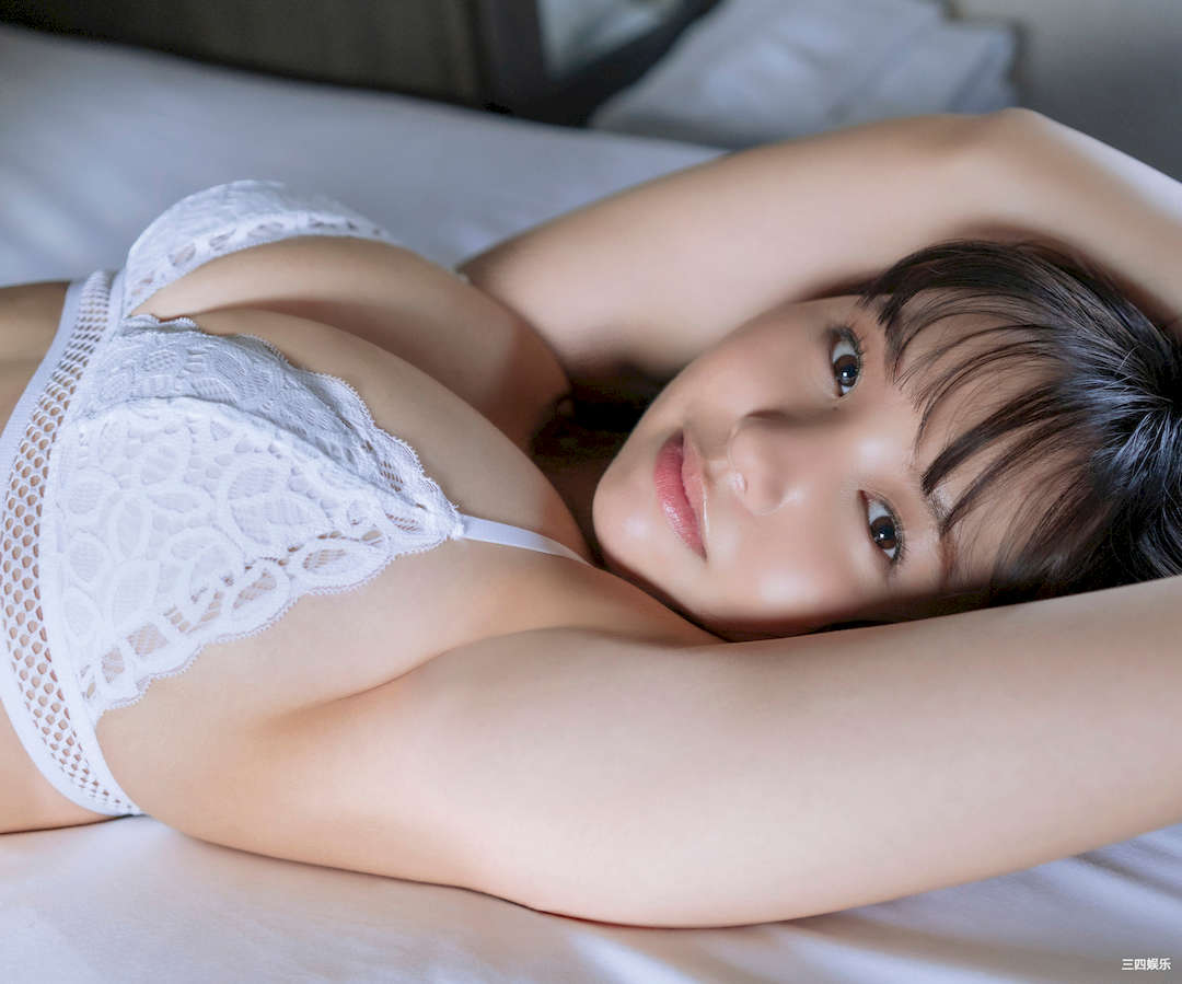 本乡柚巴写真集《大人ゆずはじめました》高清全本