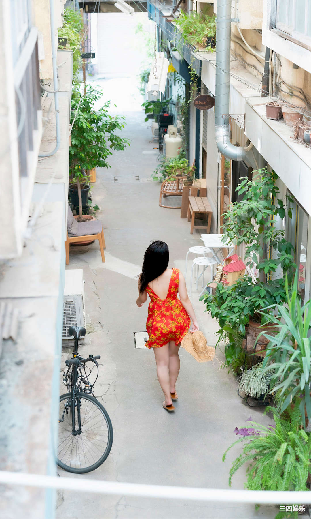 本乡柚巴写真集《大人ゆずはじめました》高清全本