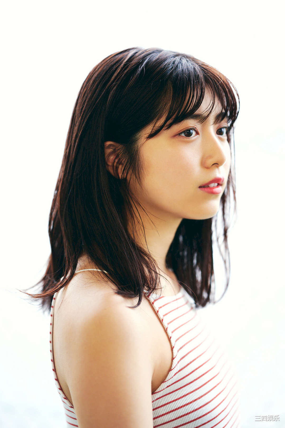 吉田莉樱写真集《オトナの色香ｖｏｌ．１》高清全本