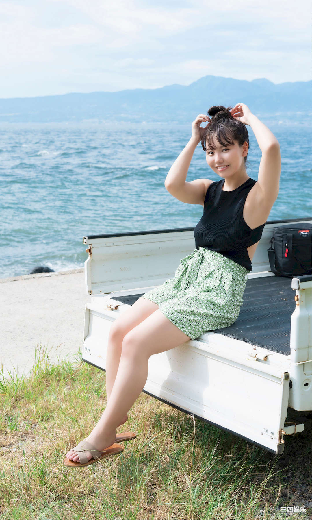 本乡柚巴写真集《大人ゆずはじめました》高清全本