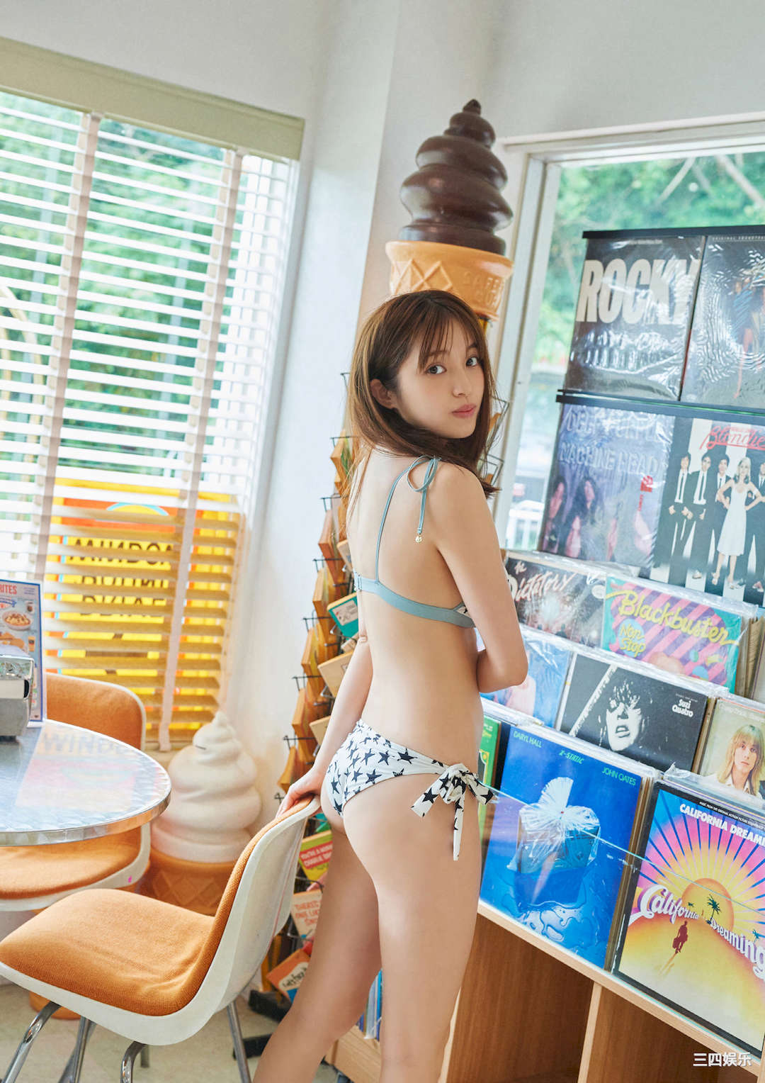 村岛未悠写真集《Three Miles to The Heaven》高清全本