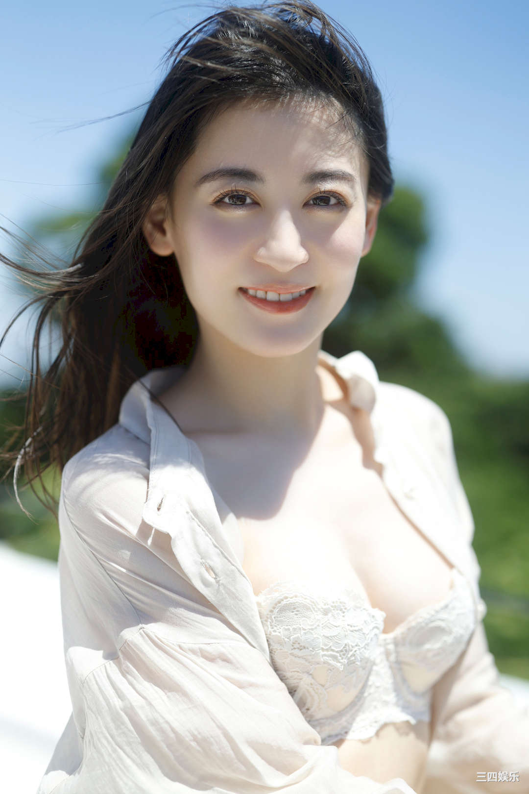 上西惠写真集《純白の艶肌》高清全本