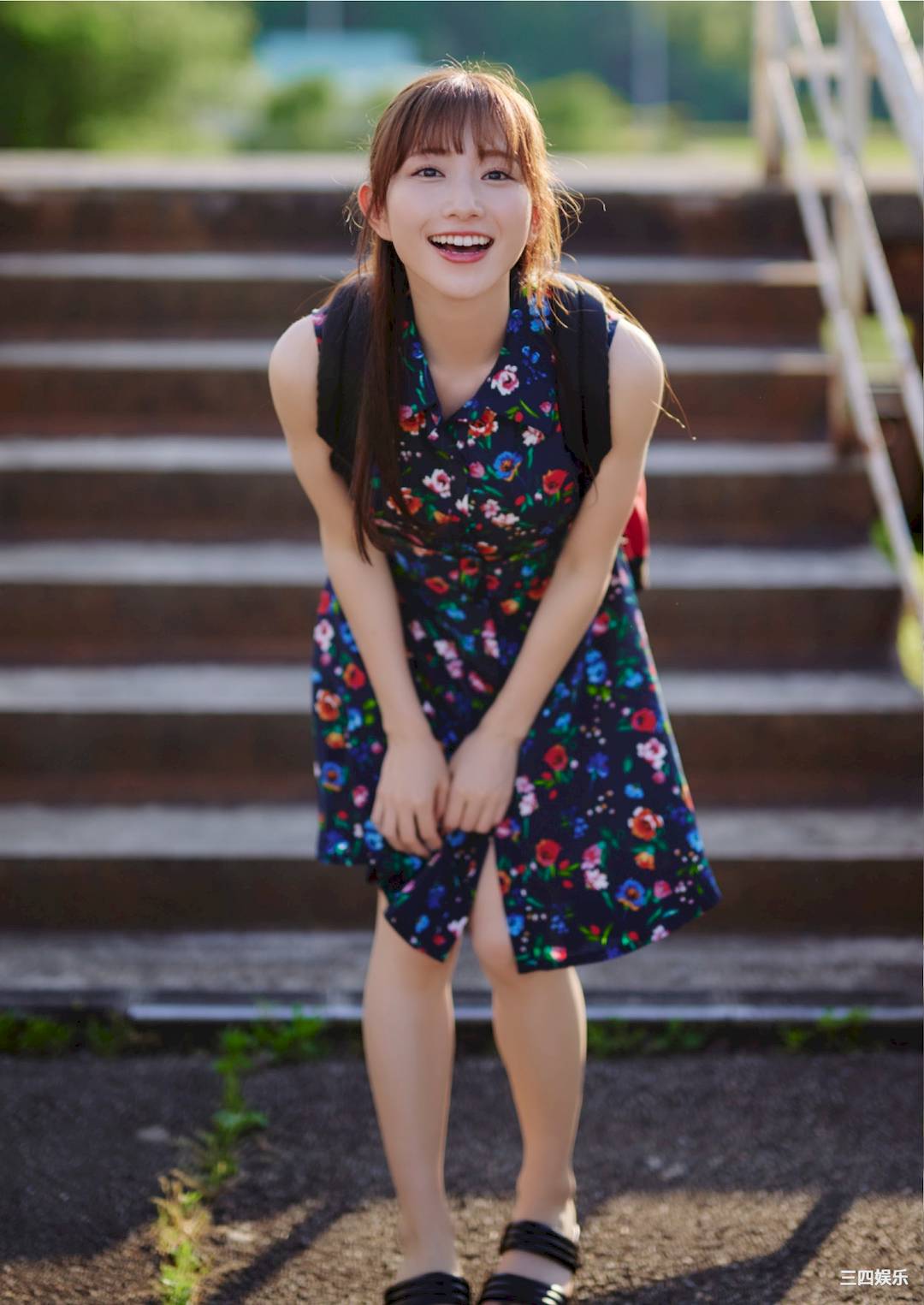 青山渚写真集《『彼女にしたい声優』と一泊温泉旅行》高清全本