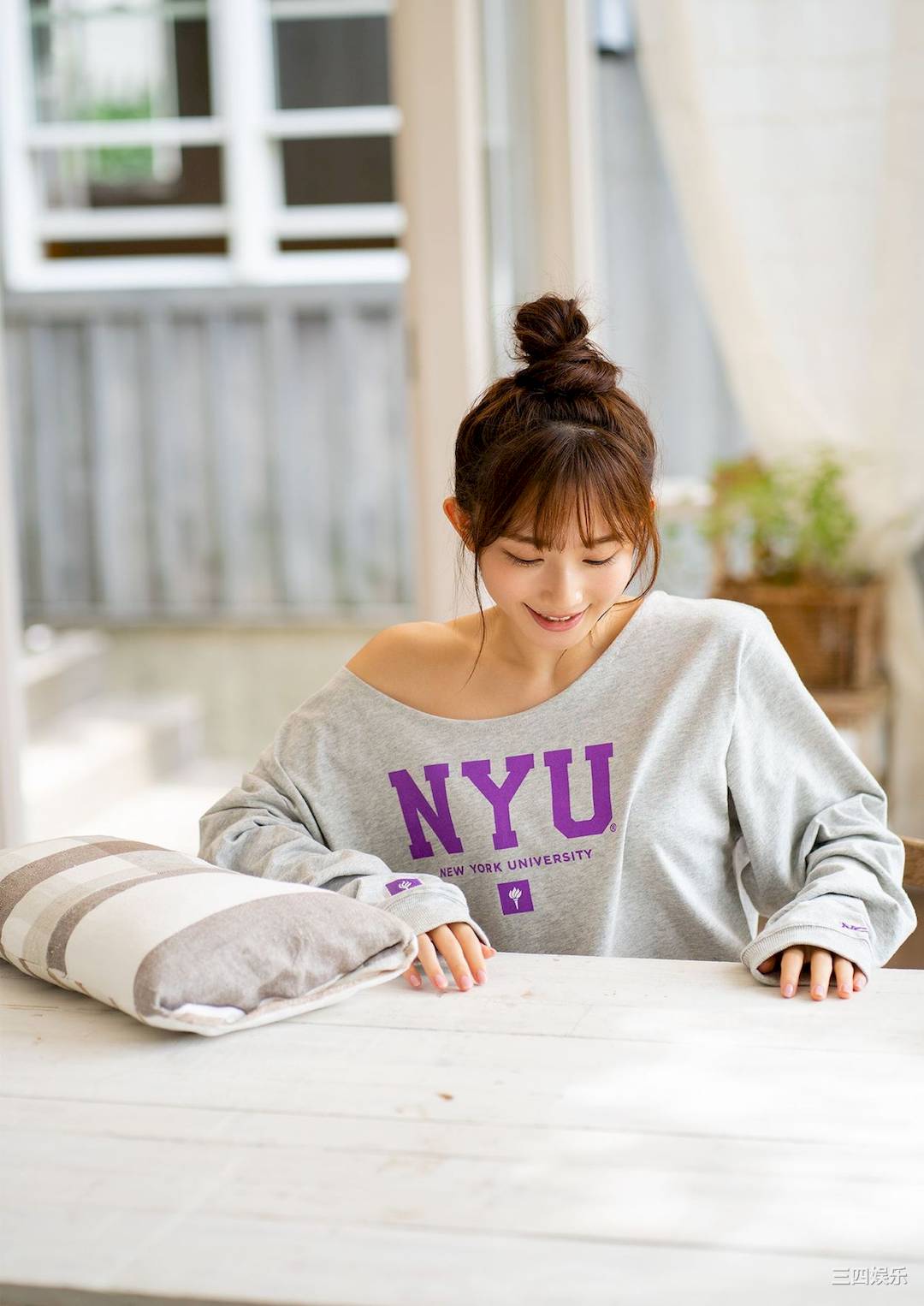 青山渚写真集《彼女にしたい声優No.1》高清全本