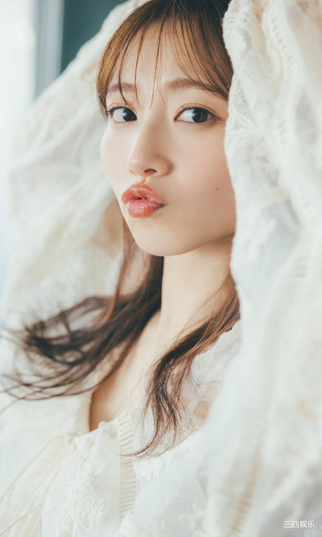 青山渚写真集《夏休みは終わらない。》高清全本