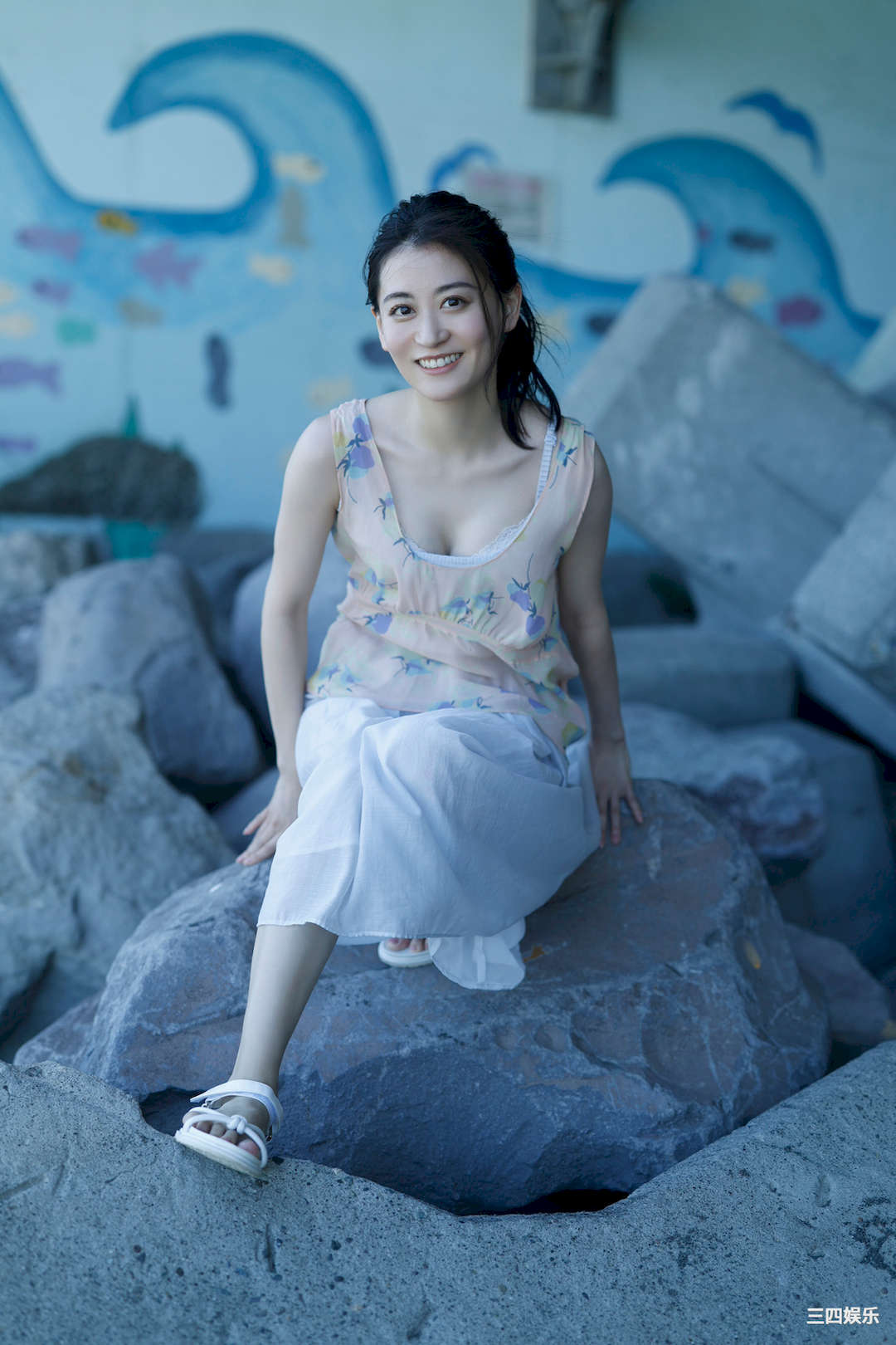 上西惠写真集《純白の艶肌》高清全本