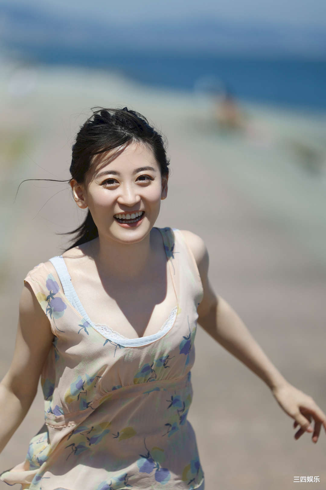 上西惠写真集《純白の艶肌》高清全本