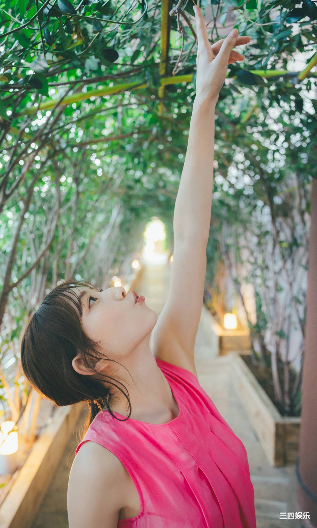 青山渚写真集《夏休みは終わらない。》高清全本