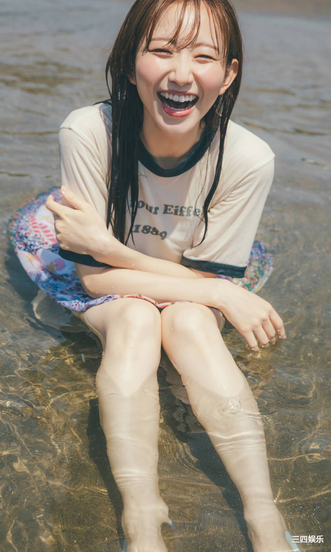 青山渚写真集《夏休みは終わらない。》高清全本